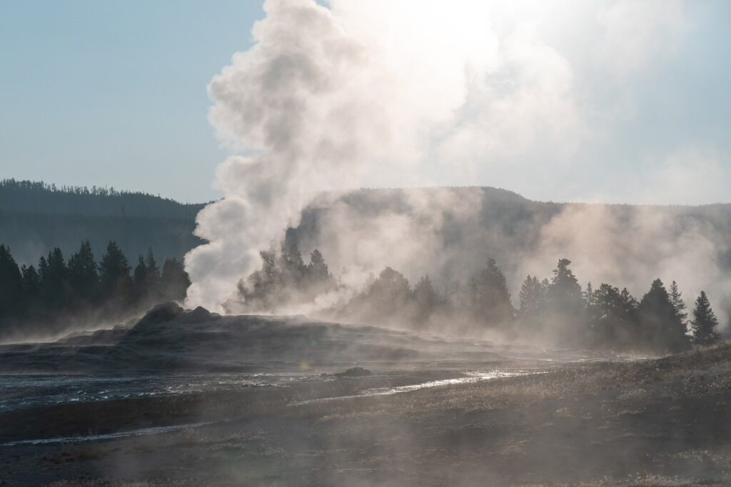 yellowstone national park, geyser, geothermal area-6729237.jpg